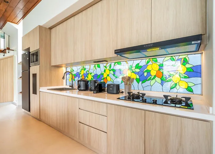 Jivani - Private Pool & Bbq, Cinema Room, 9 Min To Nusa Dua Villa *